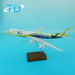 Passenger Plane Model B747-8 Resin Toy Airplane